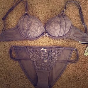Adore Me Bra and Panty Set in Lavender
